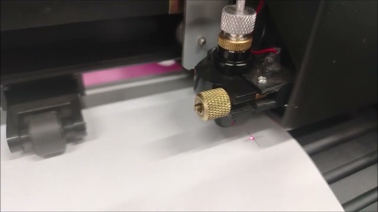 CALIBRACIÓN A UN PLOTTER DE CORTE MODELO JINJK-721