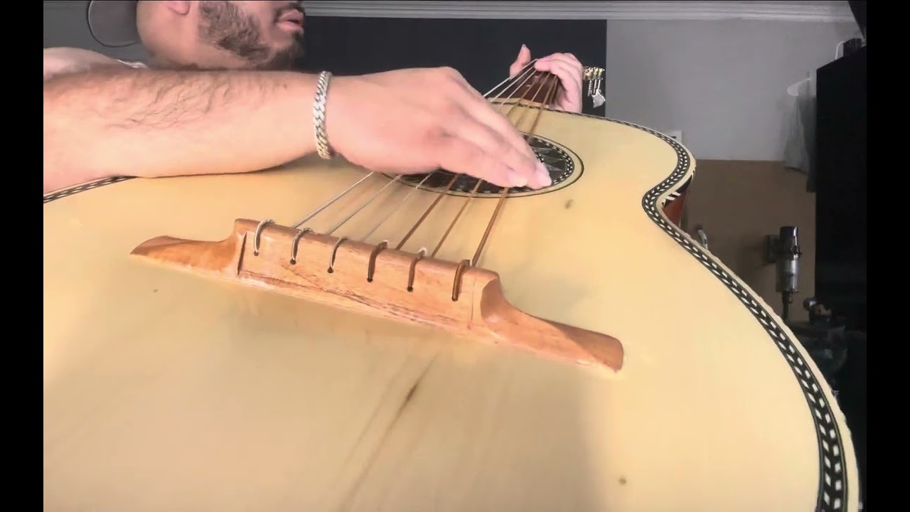 Guitarron marca vihuelaTv