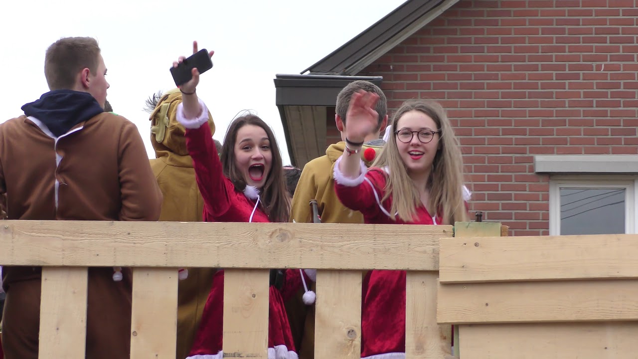 Groepen uit de buurdorpen in de Kannerse optocht