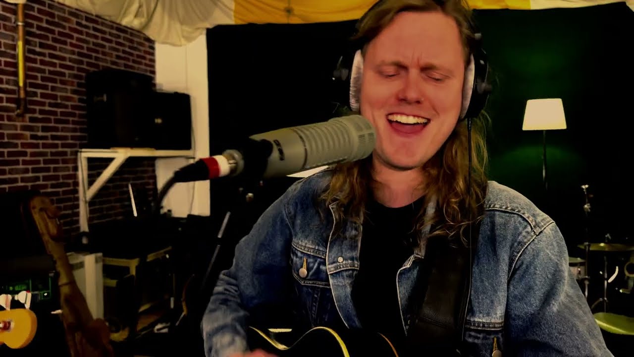 HERLY - Letzten Kuss (Live Studio Session)