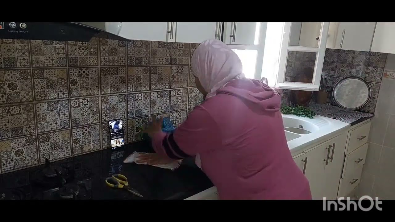 ديما تسالو فيا على منال هاني جبتهالكم