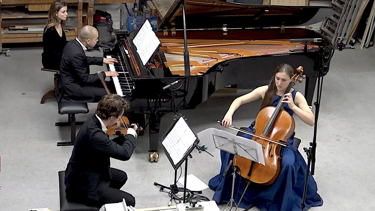 Nadège Rochat, Michael Foyle and François-Xavier Poizat play Ravel Trio