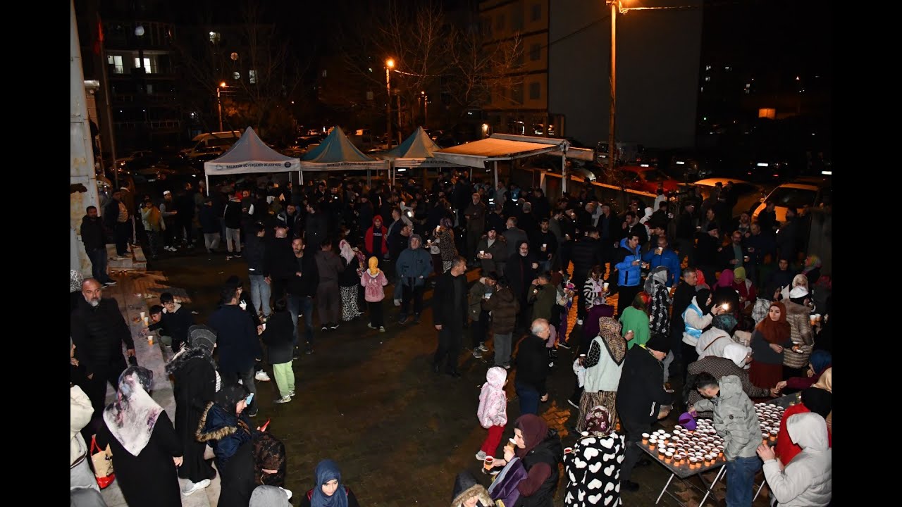 Başkan Akın Berat Kandili’nde Hemşehrilerini Unutmadı