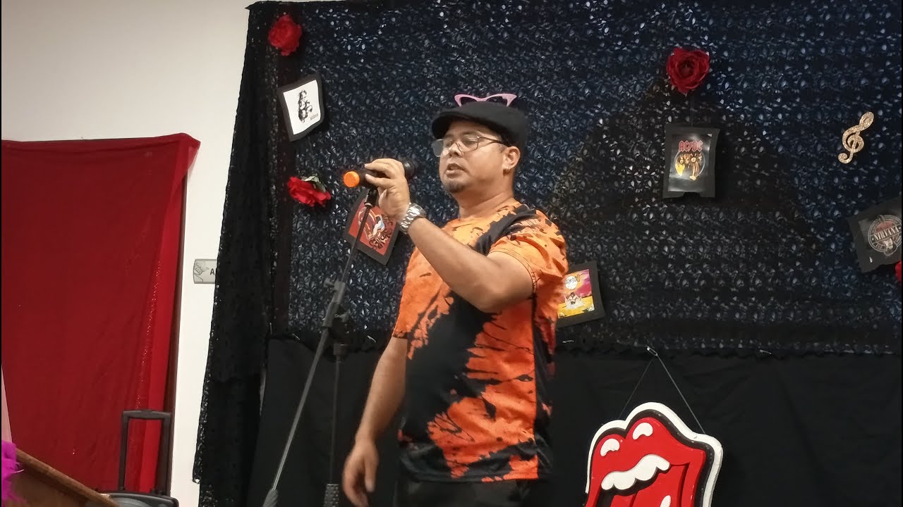 VIVO CANTANDO - DENNIS - Still loving you (Scorpions)