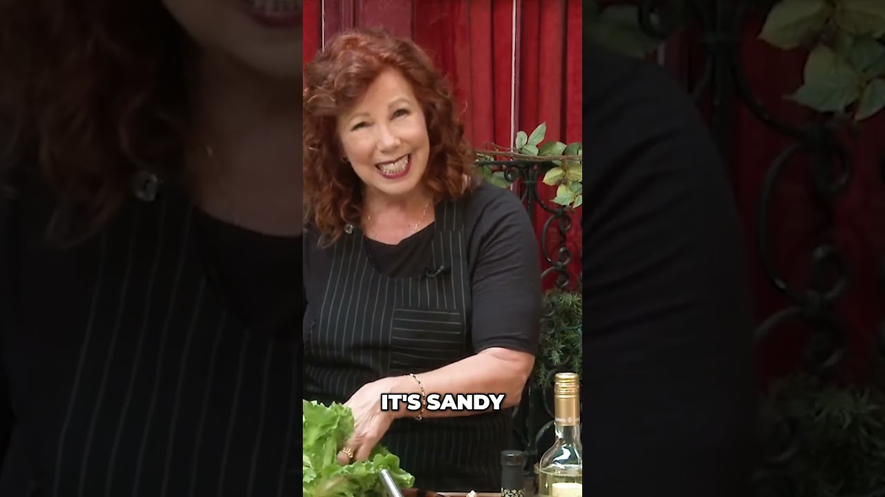 How to Prepare a Delicious Escarole Salad  A Step by Step Guide