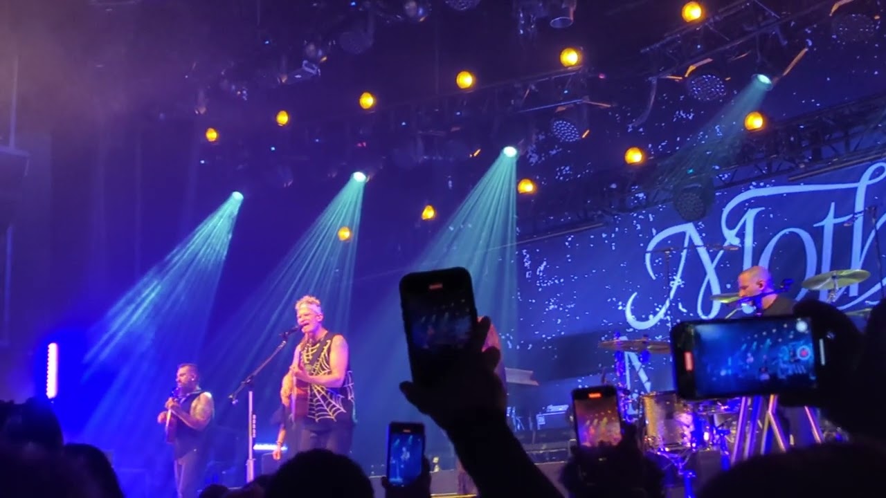 Mother Mother - Dirty Town/Neighbour/Wisdom/Little Pistol/It's Alright/Ghosting Coca-Cola Roxy 6/30
