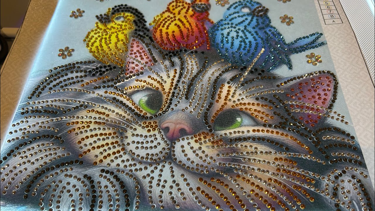 Finishing up a Diamond painting #amazondiamondpainting ￼