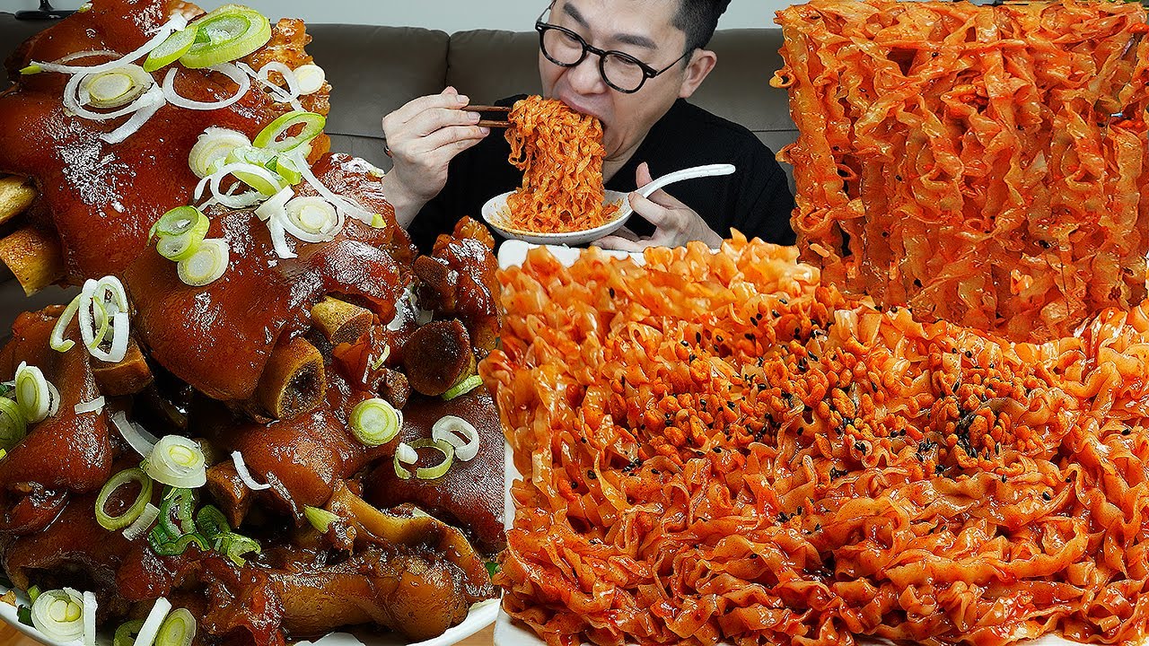 ASMR MUKBANGㅣSpicy Cold Noodles & Jokbal, Pigs' FeetㅣEATING SHOW