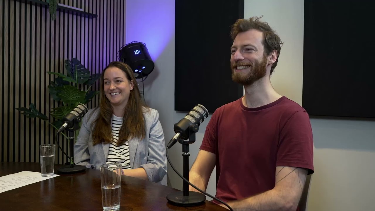 Podcast NTI NLP: NLP op jonge leeftijd: Verhalen van Eva en trainers die ooit zelf deelnemer waren.