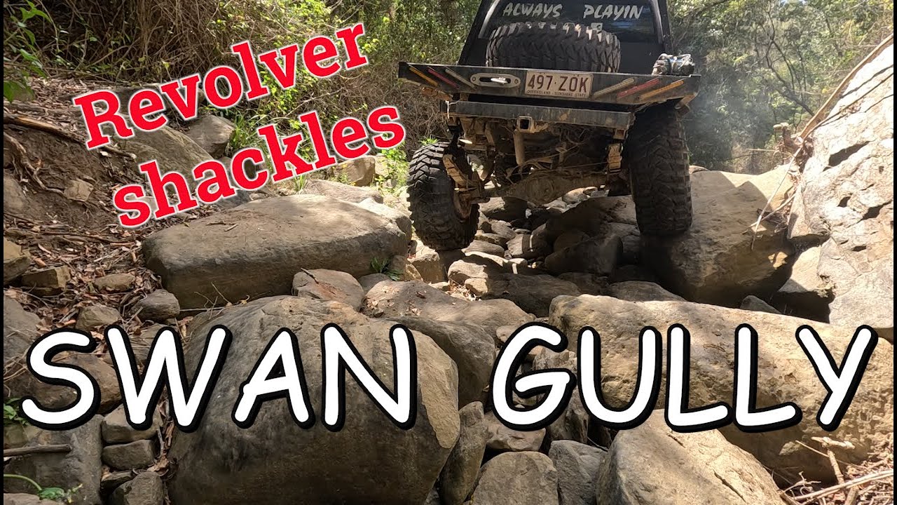 HUGE FLEX HILUX 4WD!  Revolver shackle build and test ROCK CRAWLING #4wdmods