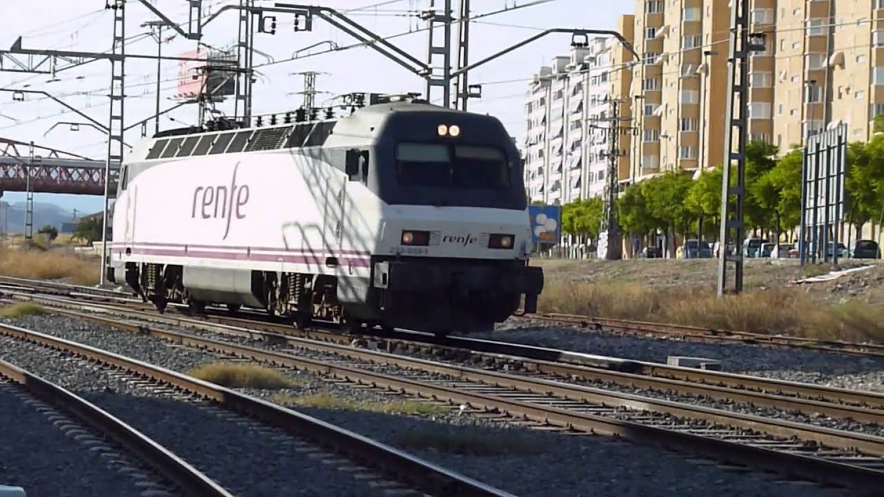 Alacant, serie 252 shifting and departure with Talgo Mare Nostrum.06092010 1080p HD