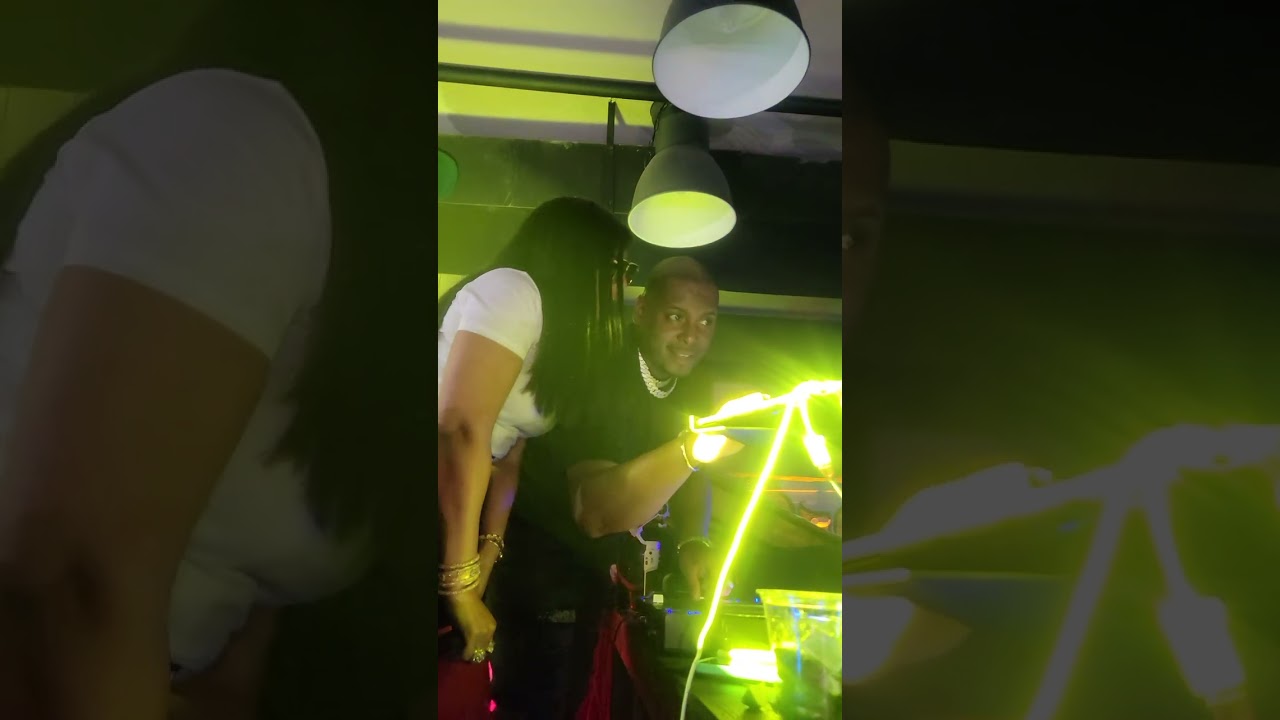 Ashanti uncut video 2023 @ashanti b4 the baby hey girl.  👋🏽 ♥️