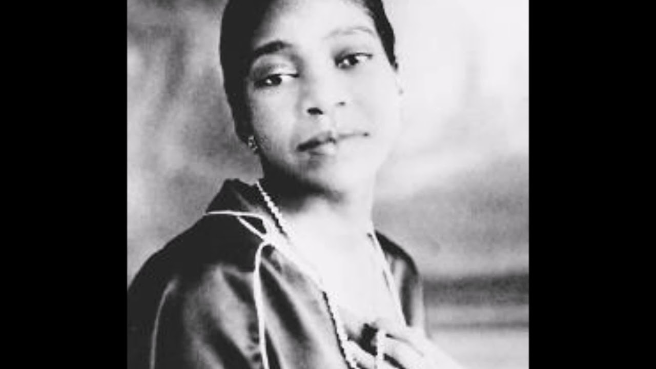 Bessie Smith - Muddy Water (A Mississippi Moan) 1927 Fletcher Henderson W/ Lyrics