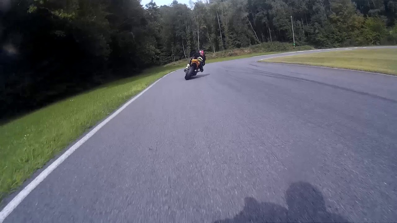 Folembray R6 vs 1000 GSXR en 0.54