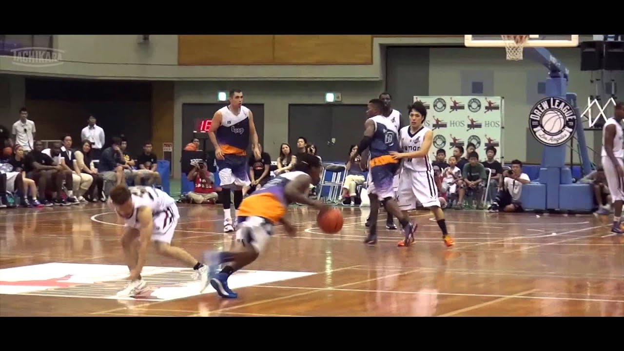Kiwi Gardner meets TACHIKARA SEAMLESS POWER BASKETBALL
