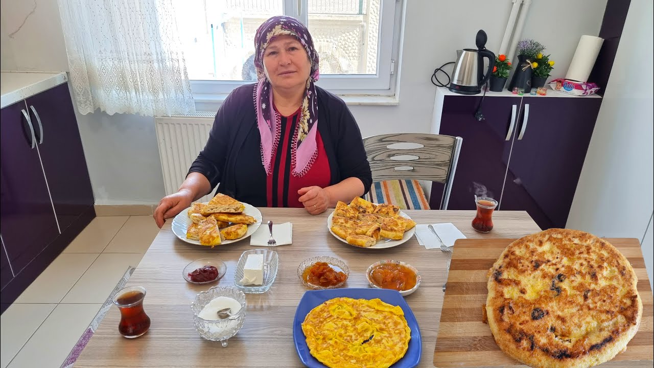 YUMURTALI BAZLAMA SABAH KAHVALTIDA SEVİMLİ DOSLARIMIZ