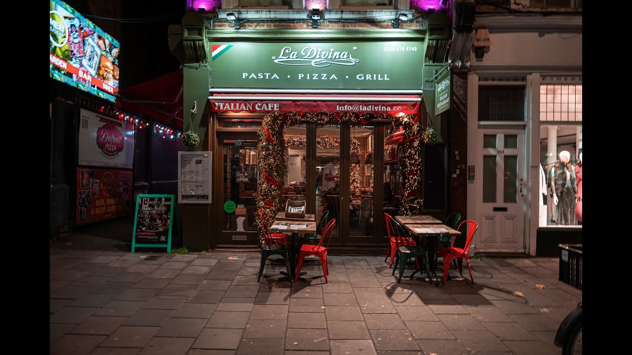 Feel the Festive Spirit Upper Street Islington | La Divina&rsquo;s Christmas Celebration 2025