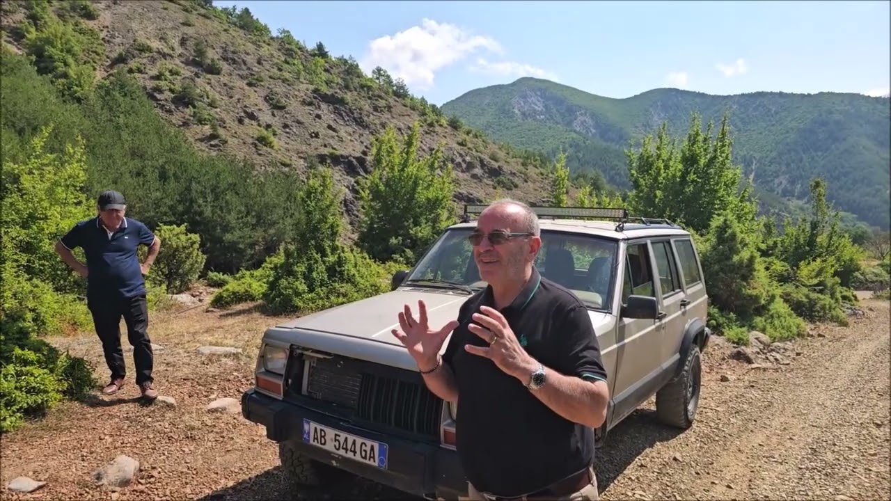 Me Toninin tek Bletet e Bjeshkeve te Munelles, 2000 metra lartesi