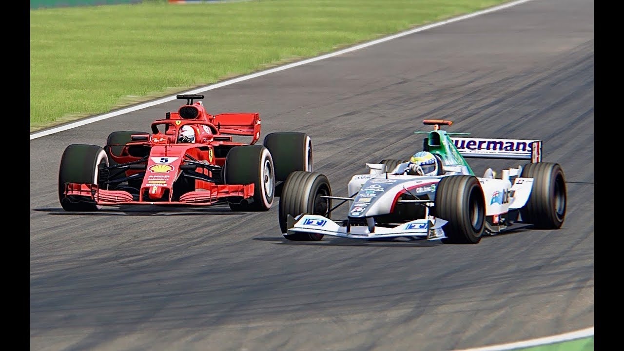 Ferrari F1 2018 vs Minardi F1 2004 - Monza