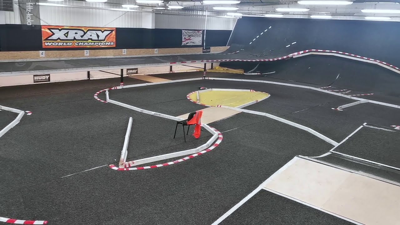 Xray Xb4 '21 Titan Arena v2 rc car
