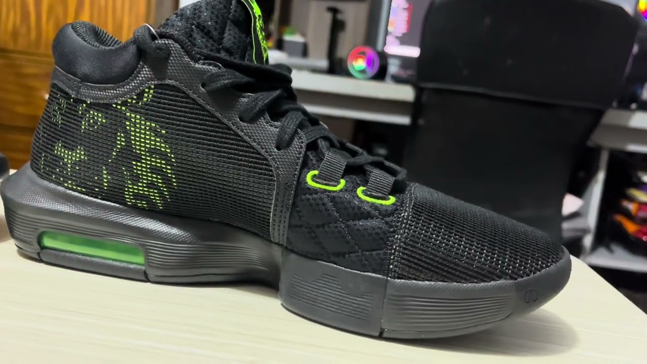 Nike Lebron  Witness 8