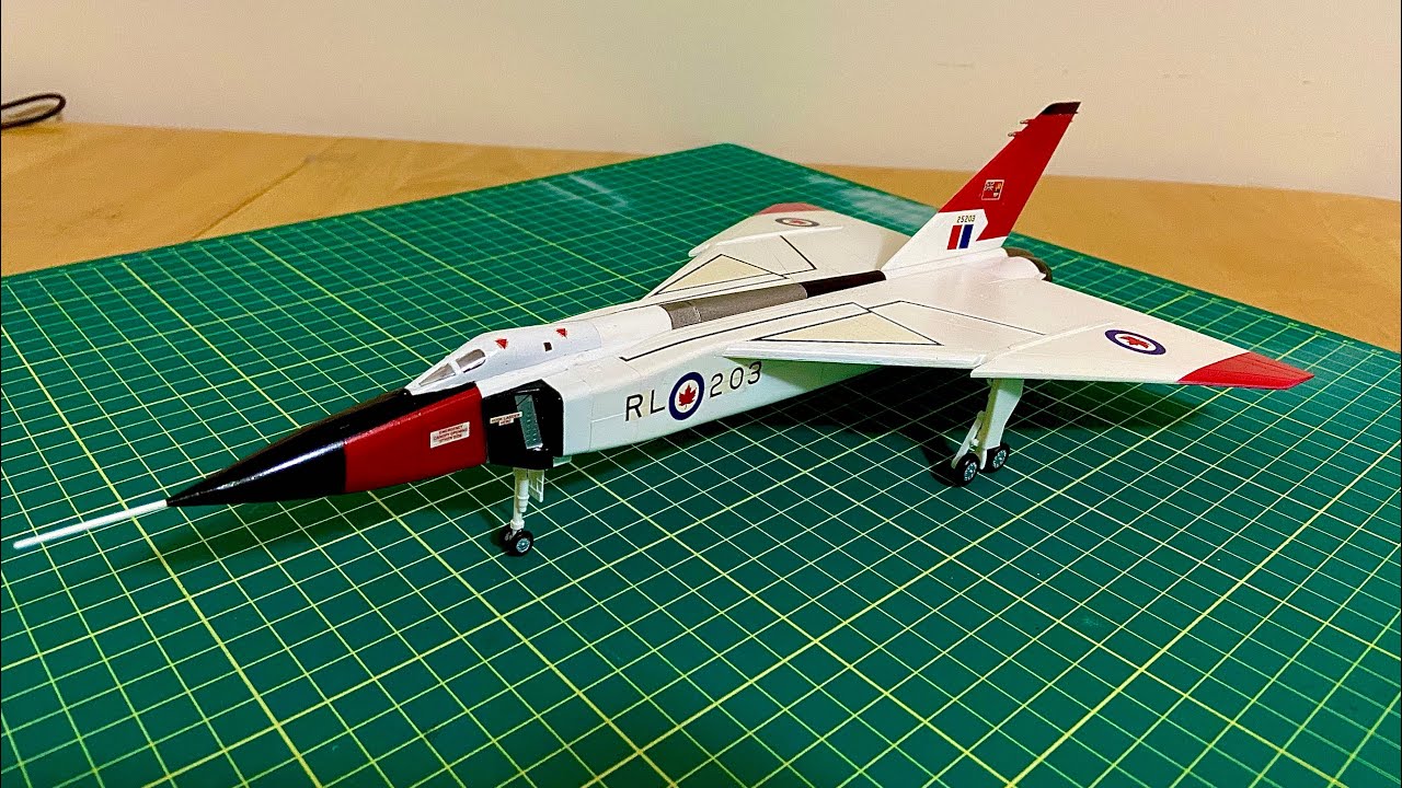 1/72 CF-105 “Arrow” by Hobby Craft HC1392
