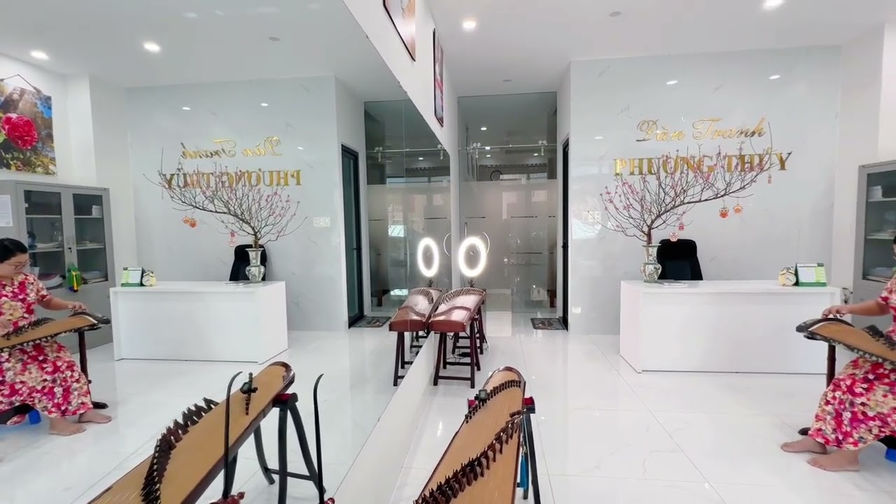 Câu Chuyện Đầu Năm - Thể hiện: học viên Nhựt Lan - Lớp Đàn Tranh Phương Thuý - Vũng Tàu. 