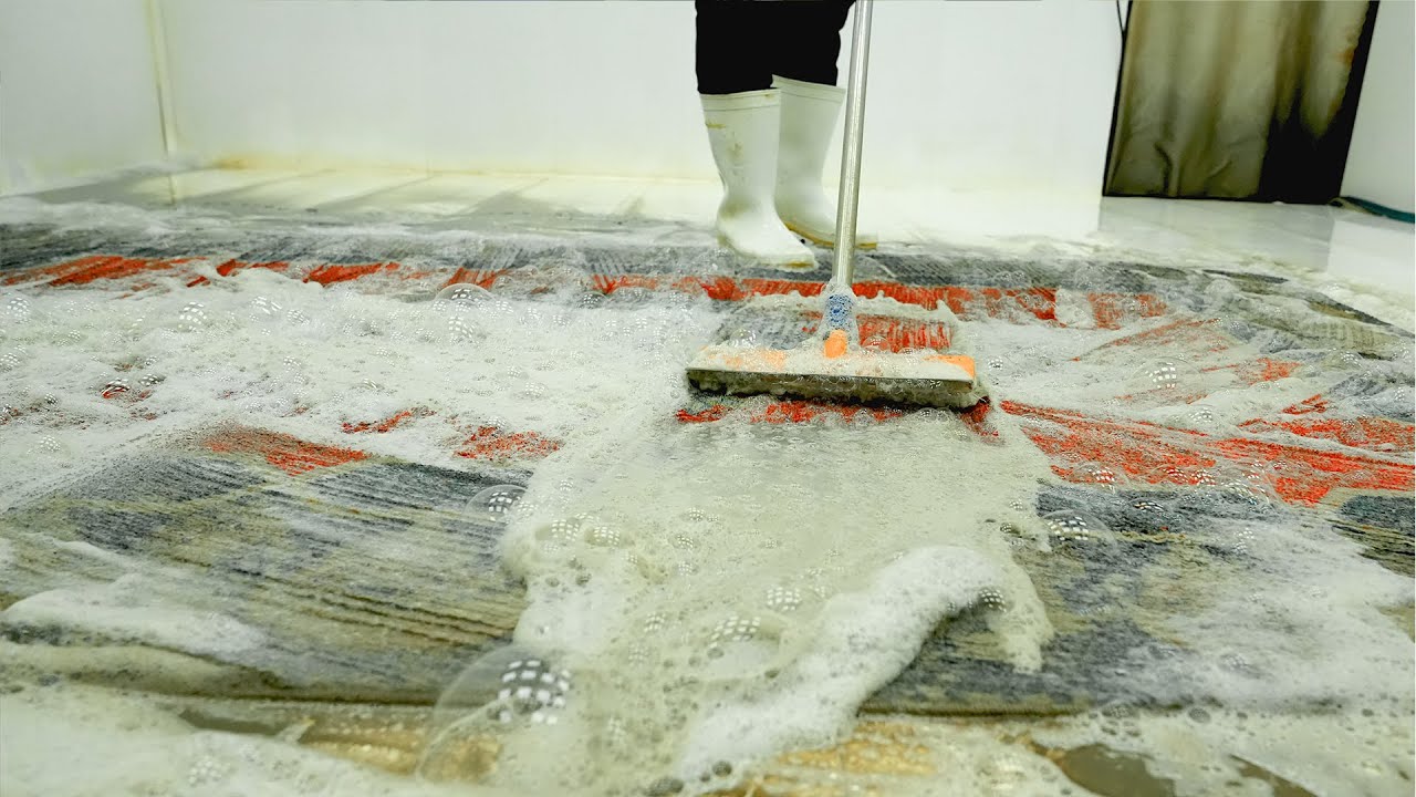 Washed Away by Flood – This Carpet’s Revival Will Leave You Speechless - Carpet Cleaning