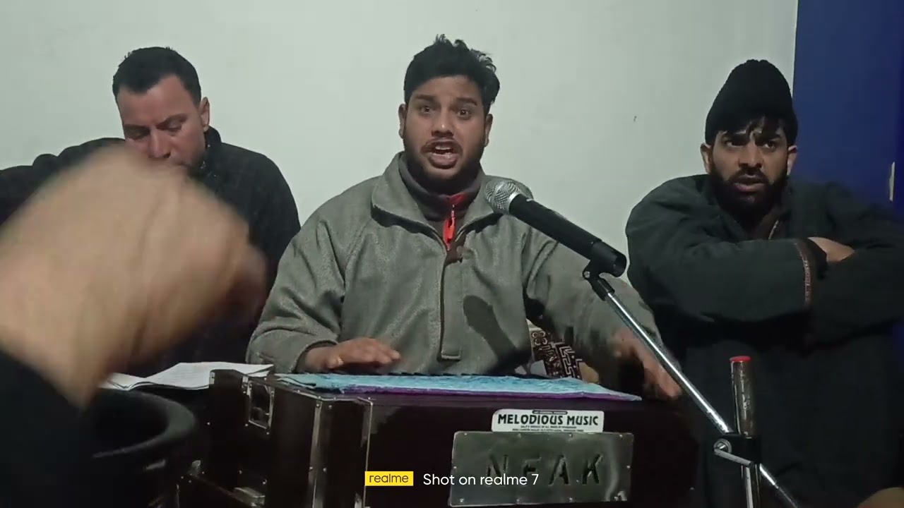 Dewan woon bi aalam gabas ...Kalam peer Mukhtar Sahab Singer Sajad Maqbool 
