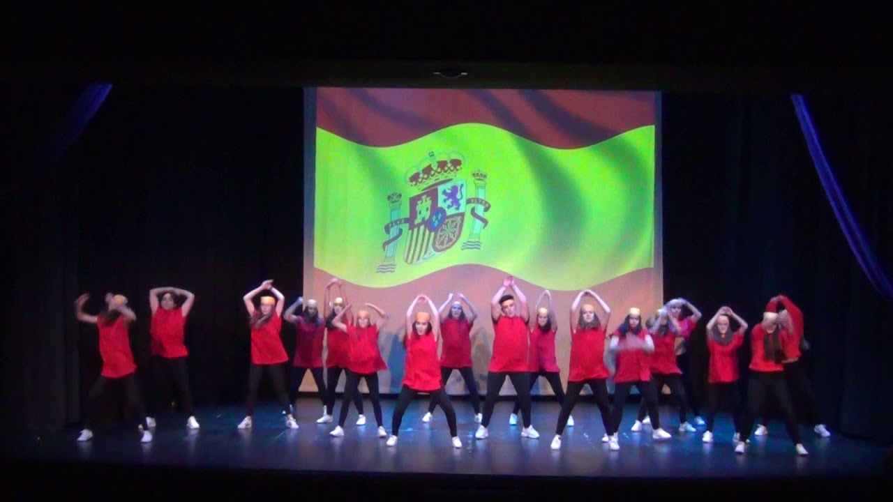 GALA DE NAVIDAD 2017 PRIMER PASE: Real Queenz - España