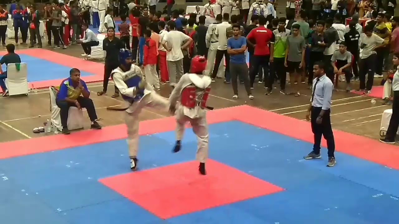 Manu George semifinals bout in Cuttack taekwondo national championship 2018