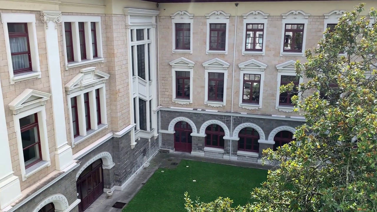 How we set up a  Virtual Reality Room in the University of Deusto | VIROO