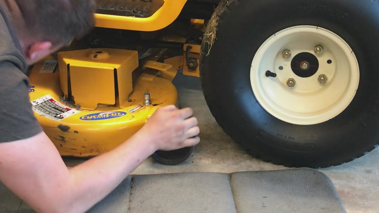 How to Install a Driveshaft Belt and Deck on a LT 1045 Cub Cadet Series 1000