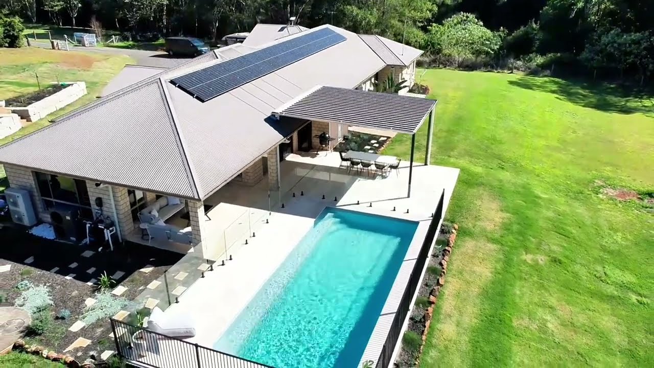 Westminster 9m x 4m Silver Mist Fibreglass Pool | from the Piazza Series | MFP Easy