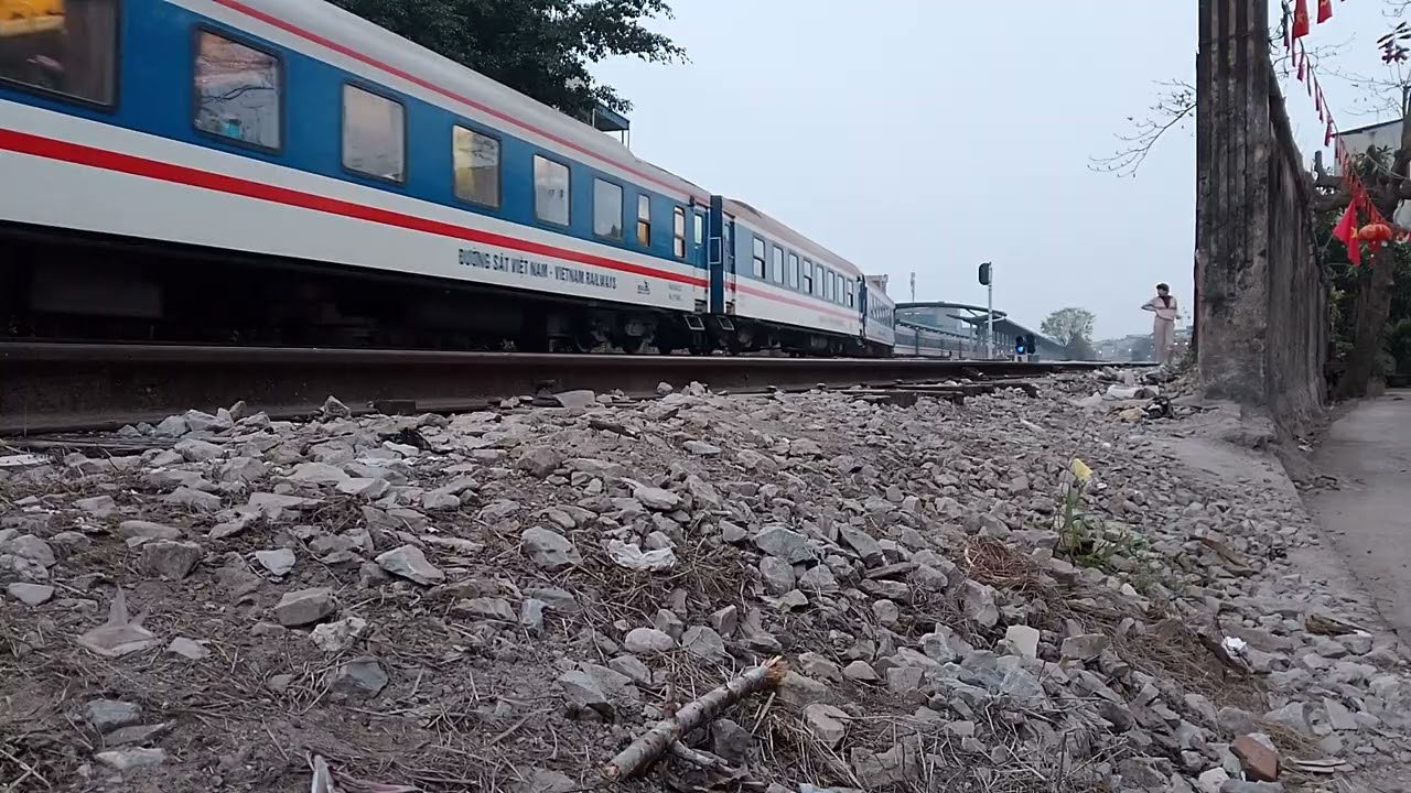 D19E-943 kéo tàu SE6(19/2/2026)