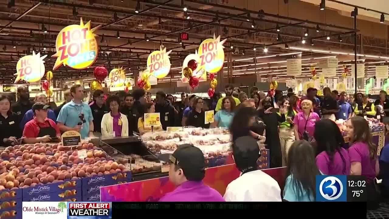 VIDEO: Wegmans opens for business in Connecticut
