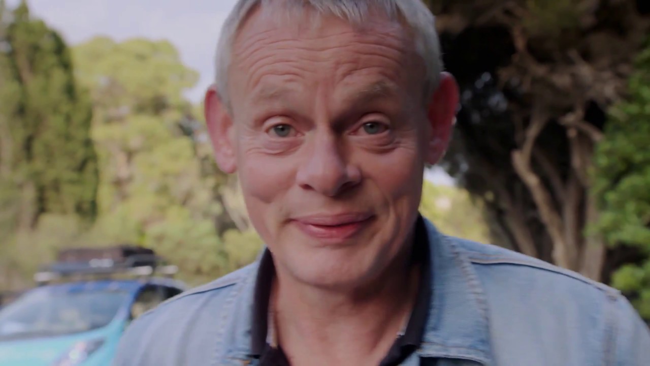 Quokka Selfies | Martin Clunes: Islands of Australia