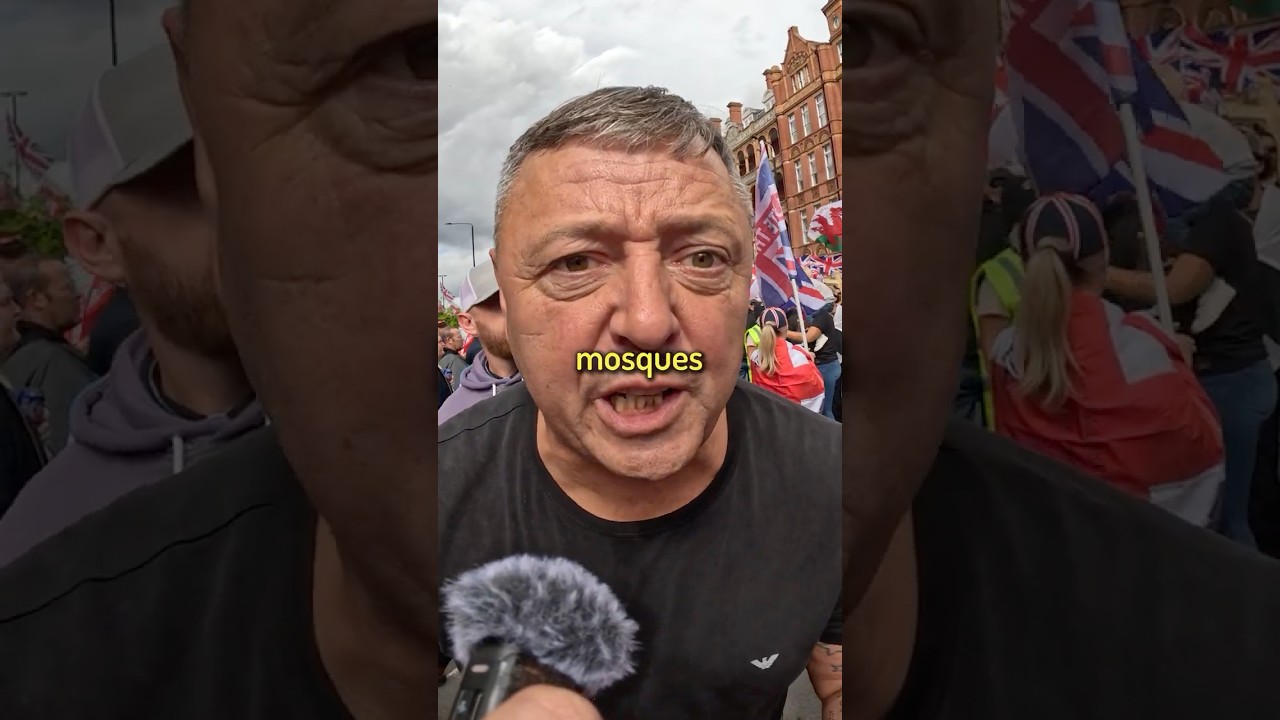Inside England's Anti-Migrant Protest!
