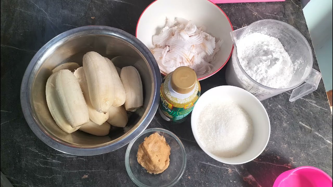 ขนมกล้วยนึ่ง ใส่เนื้อมะพร้าวอ่อน🍌🥥