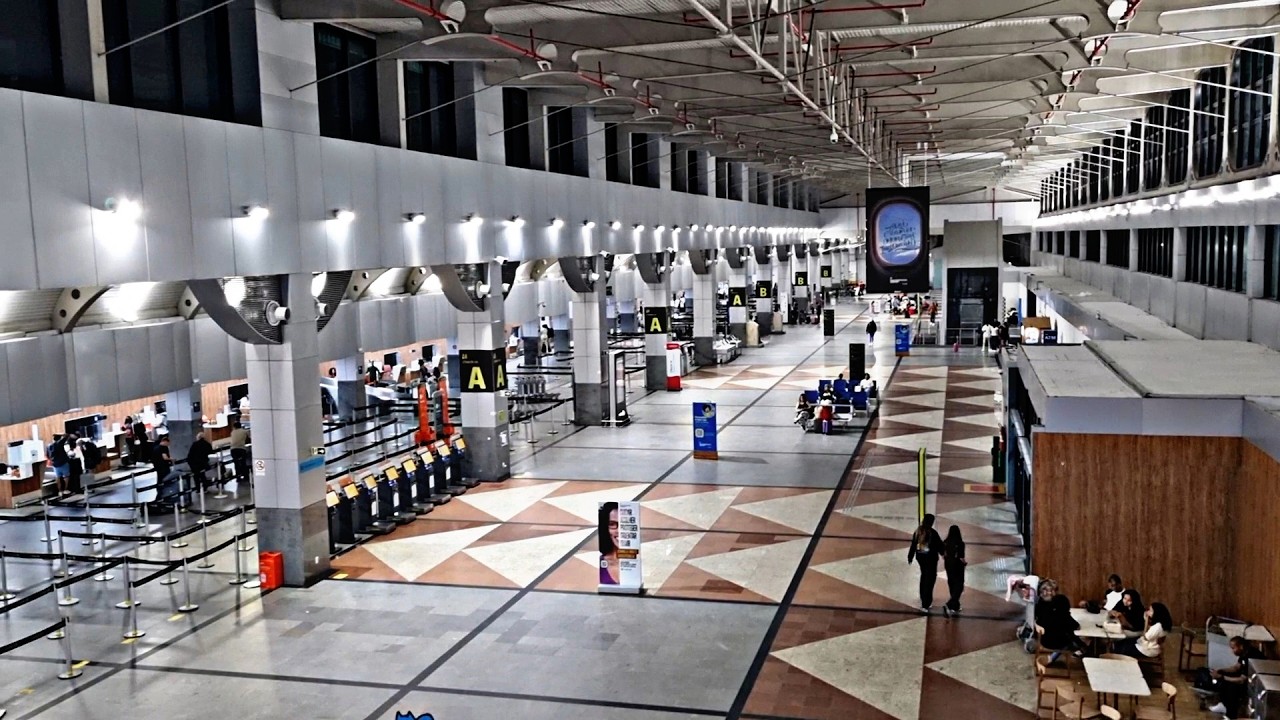POR DENTRO DO AEROPORTO DE SALVADOR!