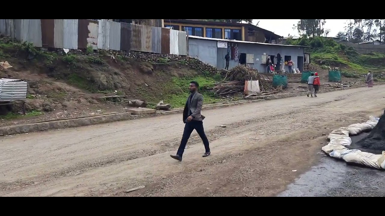 ወሎ ቦረና መካነ ሰላም አራዳ አካባቢ የናፈቃችሁ like sher subscribers adrgu