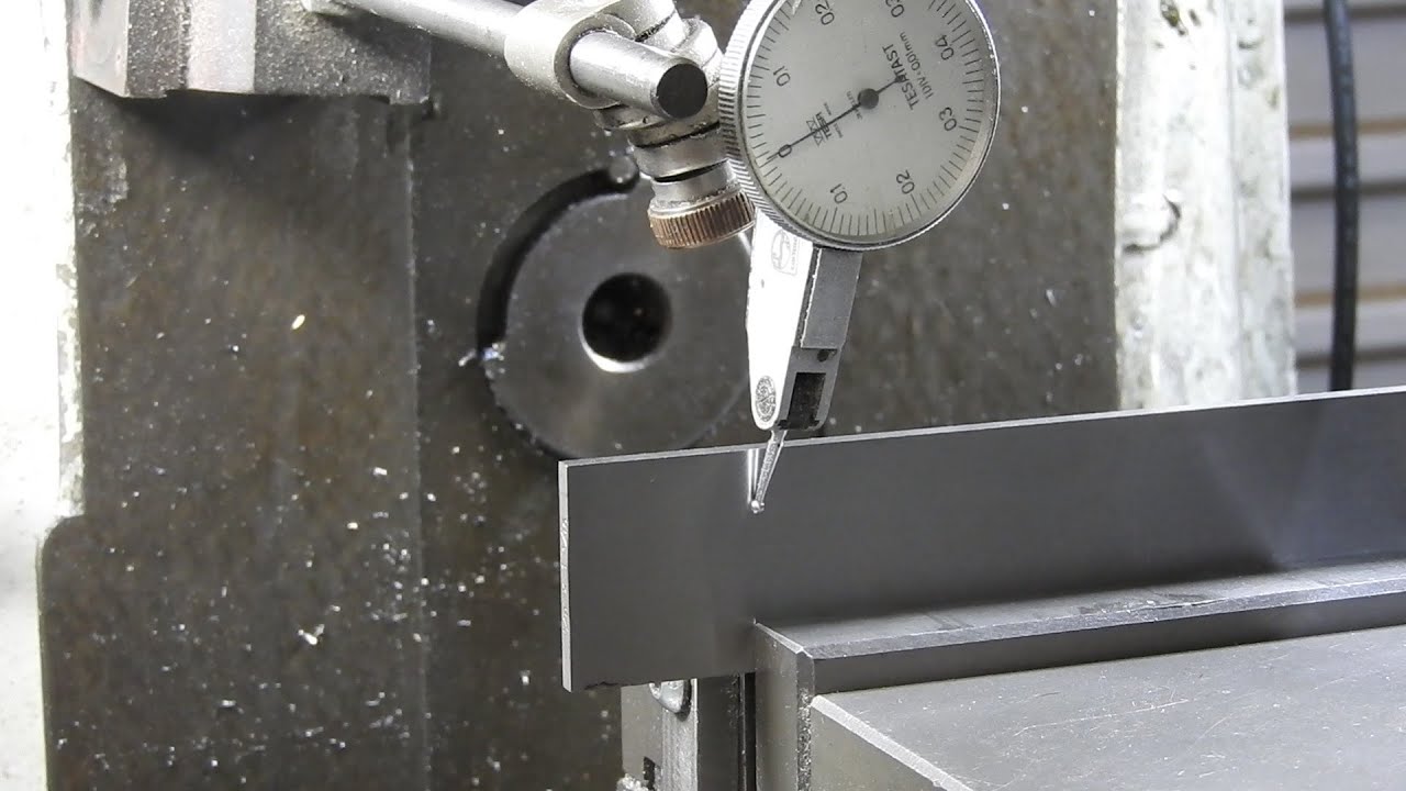 Milling vices, alignment and keys