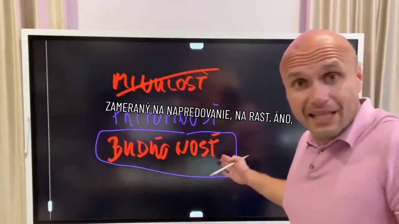 Tu a Teraz: Ako žiť v prítomnosti a vychutnať si každý okamih