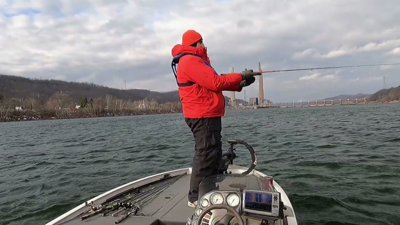 3 1/2 hours of The Ohio River in December 
