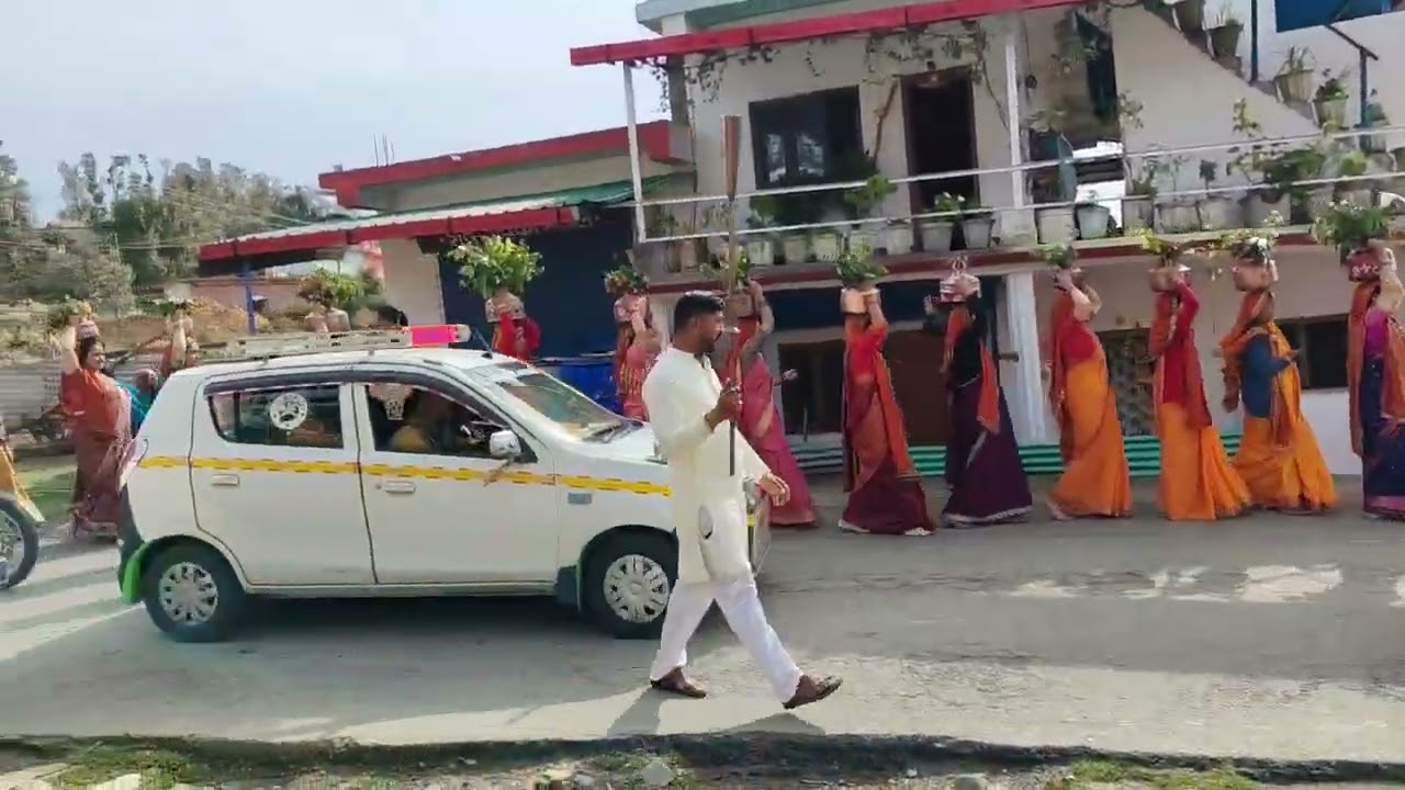 कलश यात्रा 🙏🚩#kalashyatra #bhagwatkatha #mulnarayanmandir #chaukori #chaitranavratri #youtubevideo 