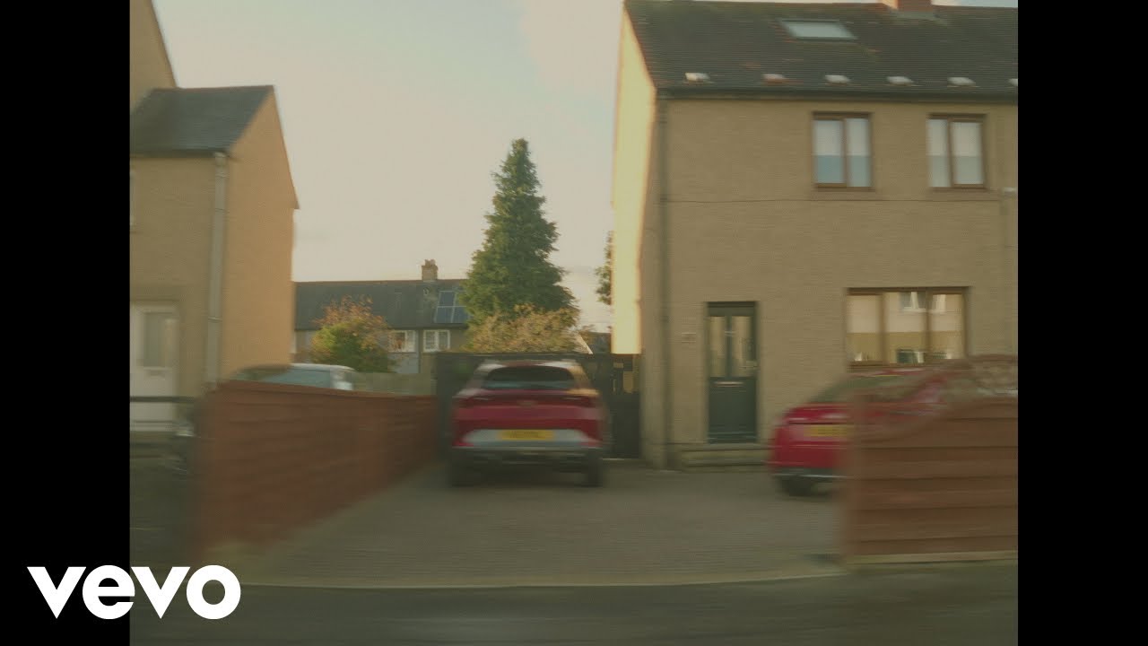 Brooke Combe - This Town (Official Music Video)