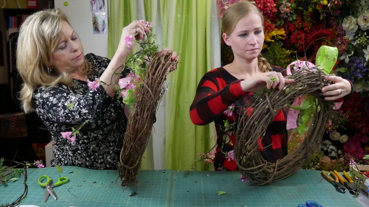 Creating a Beautiful Spring Wreath in 15 Minutes