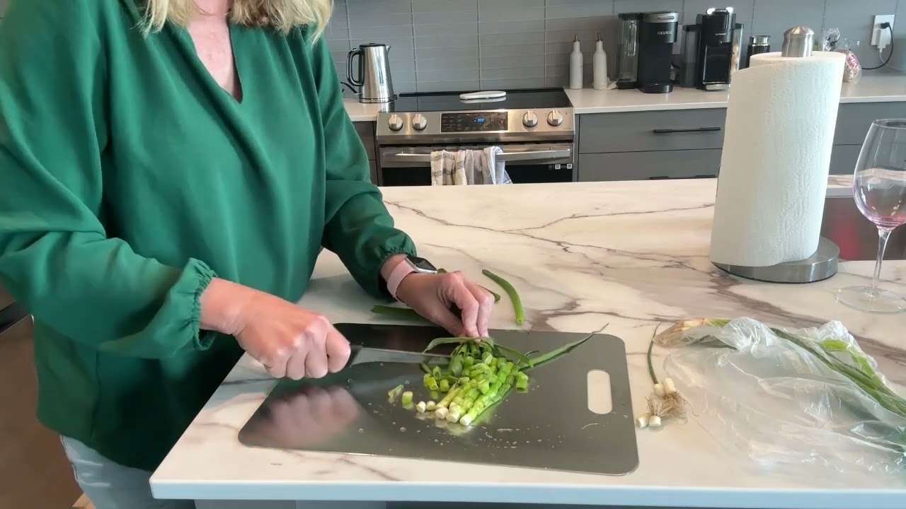 Lets look at this titanium cutting board!