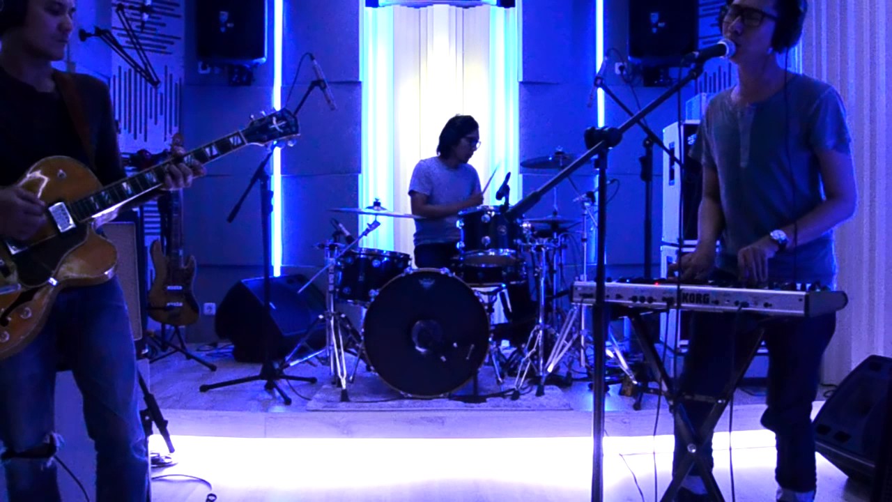 Terbaik Untukmu - Ticband Live @velvet.pejaten