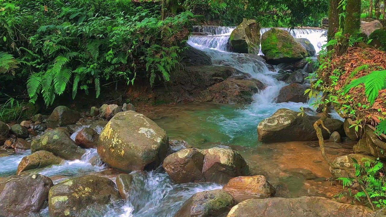 Calming Nighttime River &ndash; Moonlit Water Ambience for Deep, Restful Sleep